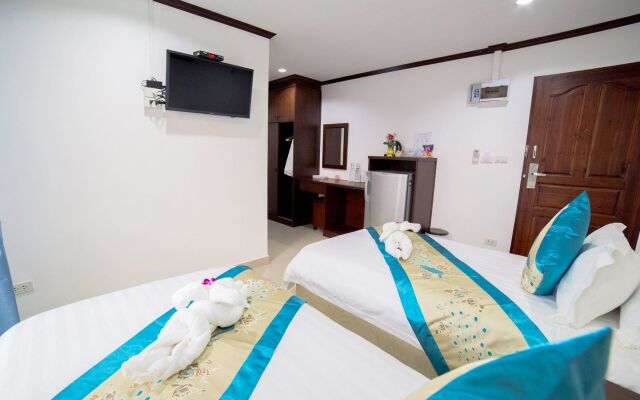 Baan Pattamaporn Hotel