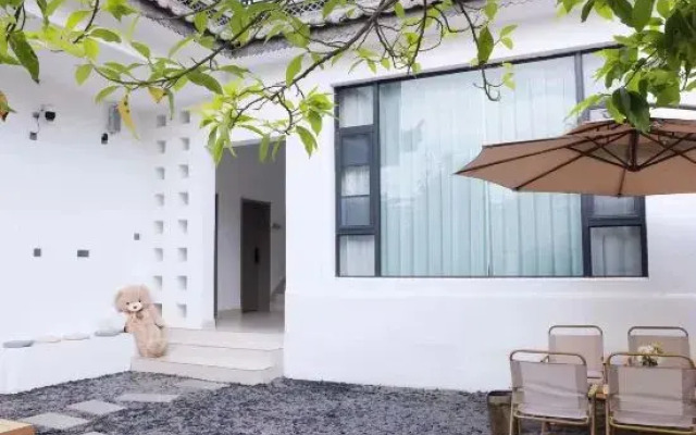 Yuchu Courtyard