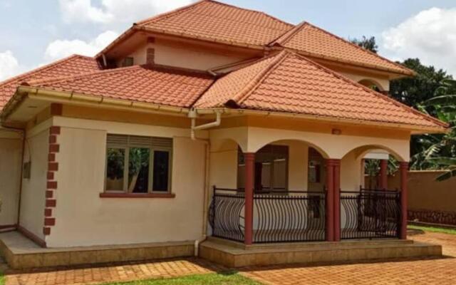 Bujagali Villa