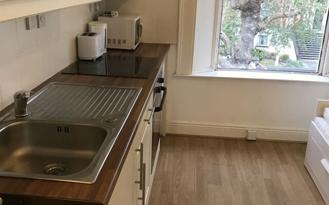 North Circular Serviced Accomodation