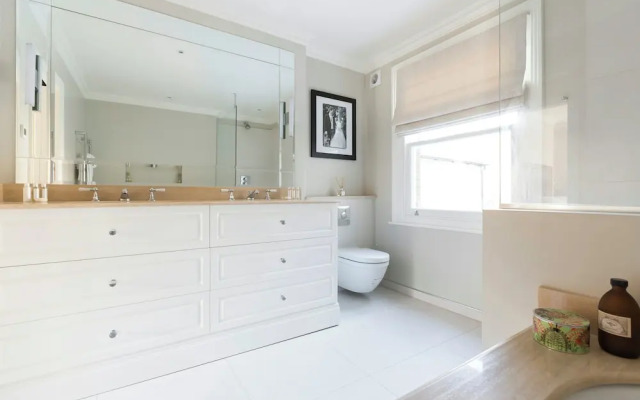 Rigault Road by Onefinestay