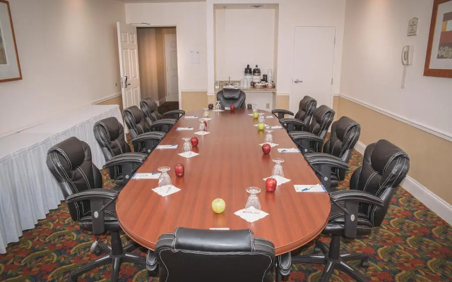 Hilton Garden Inn Halifax Airport