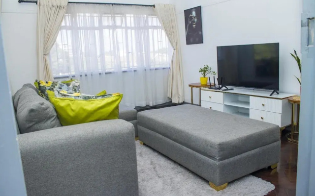 Centrally Located 1 Bedroom Apartment - 2365