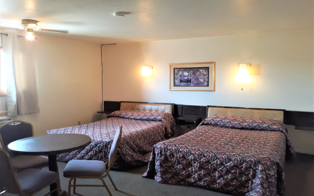 OYO Hotel Cheyenne Wells - US 40