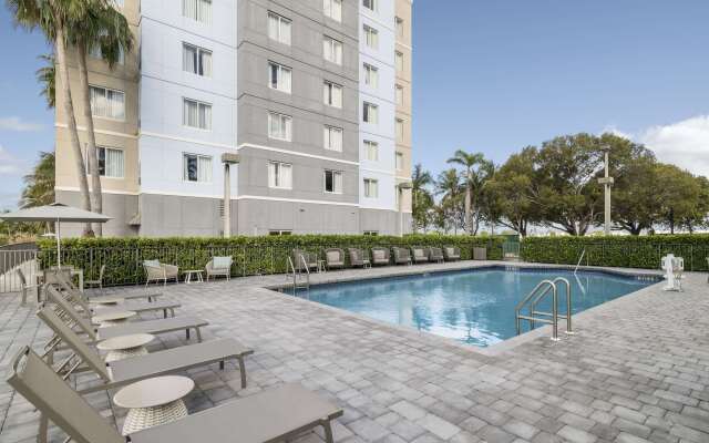 Homewood Suites by Hilton Miami-Airport/Blue Lagoon