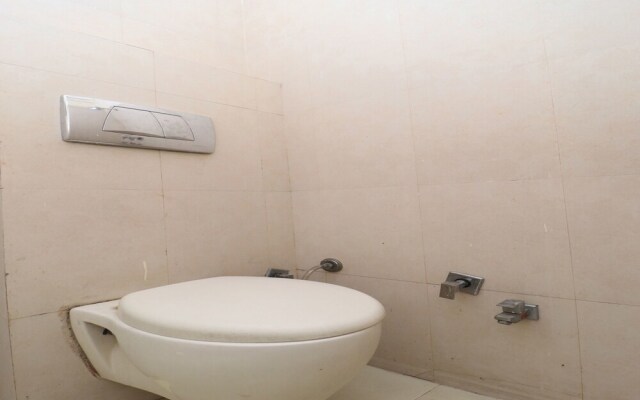 Oyo 29852 Hotel Golden View