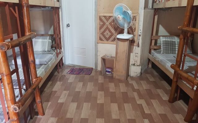 Babu Backpackers Inn - Hostel