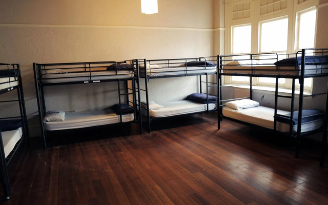 Nomads All Nations - Hostel
