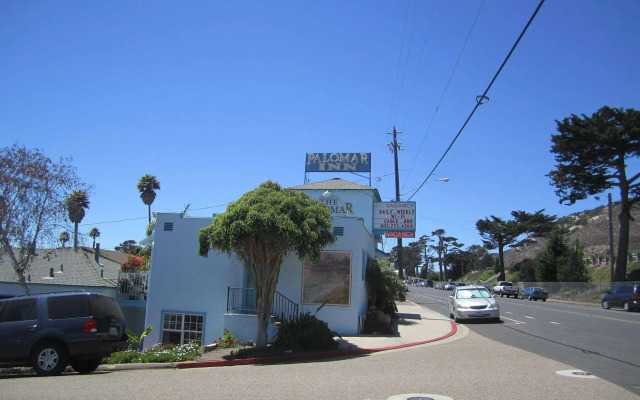 The Palomar Inn