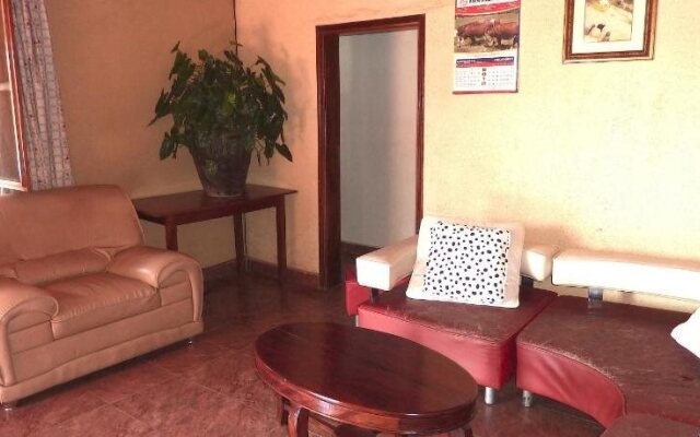 Acacia Hotel