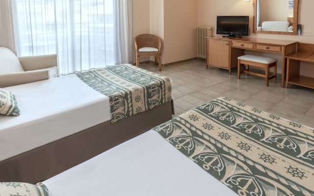 Hotel GHT Oasis Tossa & Spa