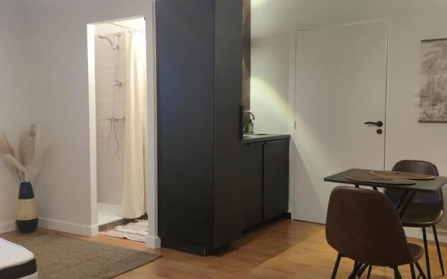 Studio (Adults Only)