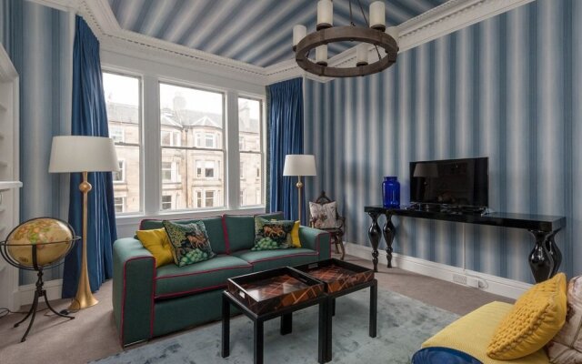 Edinburgh Hillside Apartment