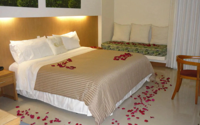 GHL Relax Hotel Club El Puente