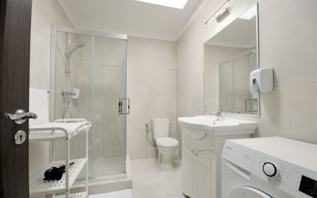 Diamond Aparthotel