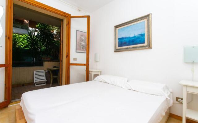 N215 - Numana, trilocale con portico