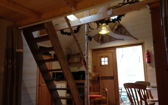 Roulottes de la Baronnie - Campsite