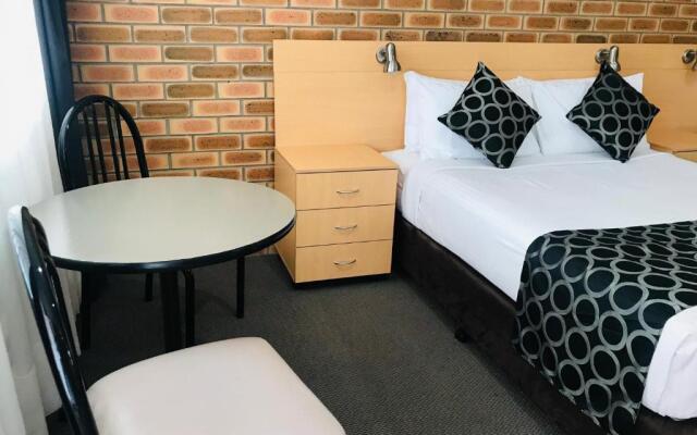 Jumbuck Motor Inn