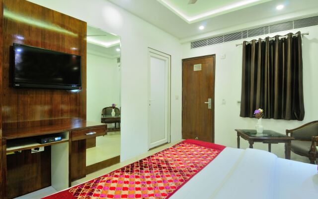 Hotel Yuvraj Deluxe New Delhi Railway station