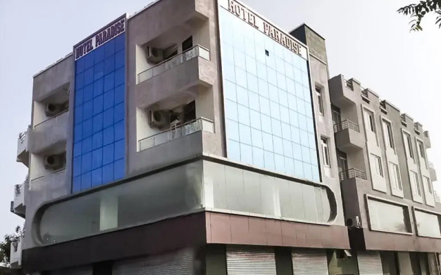 Hotel Paradise by OYO Rooms