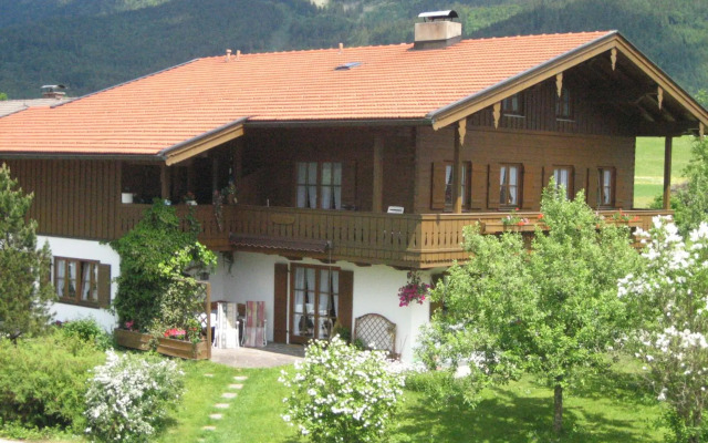 Ferienwohnung Gundi Scheurl - Chiemgau Karte