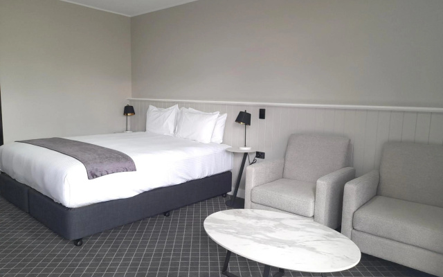 Comfort Inn Gateway Tamworth – Guest Rooms – Tamworth