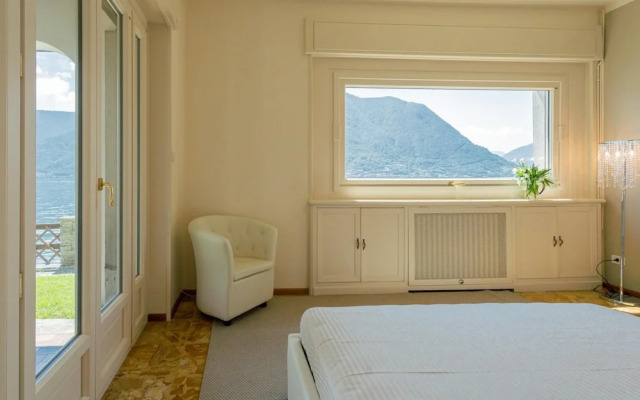 Sala Comacina Villas