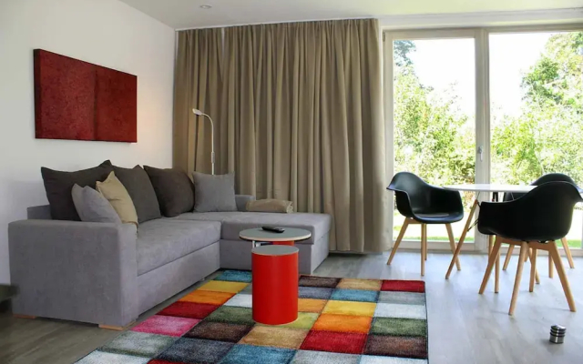Cube-House Ferienhaus in Franken