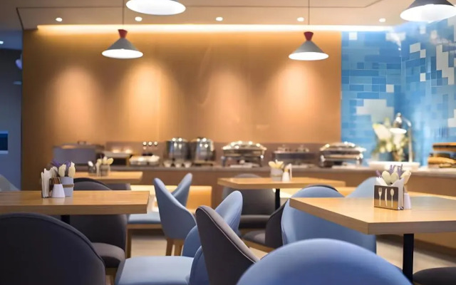 Homeinn·neo(xinshikou store, glasses city, Danyang railway station)