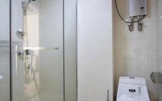 Golden Phoenix Apartment