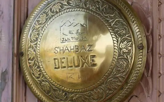 Shahbaaz Group of Houseboats