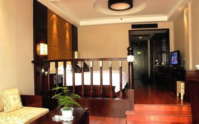 West Lake Hillview International