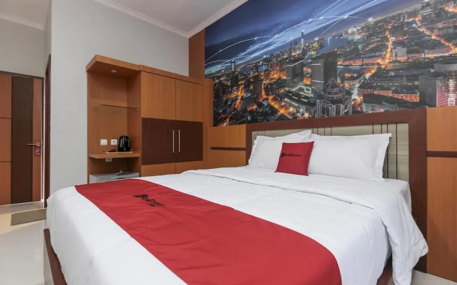 Rempoa Indah by Reddoorz