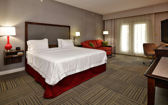 Hampton Inn & Suites Fredericksburg