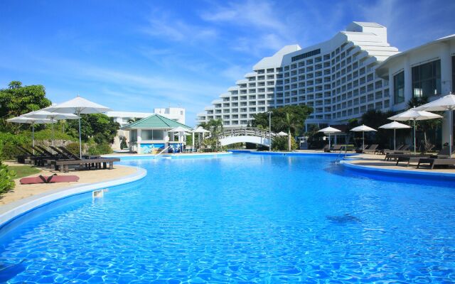 Отель ANA InterContinental Ishigaki Resort, an IHG Hotel