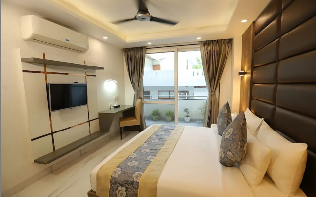 Hotel Keshav Residency - Medicity Gurugram, near Medanta Hospital
