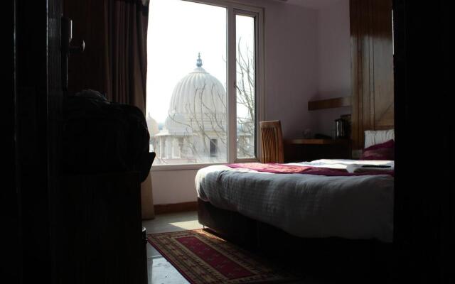 Hotel Ambience
