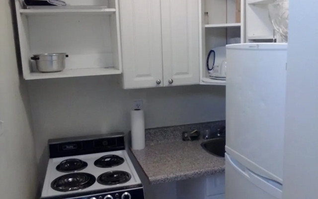 Alisa Guest Home - Suites