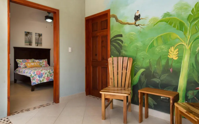 Brand-new 4BD Home With Pool - Ideal for Families - фото 4