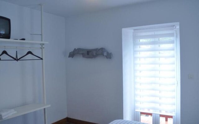 Hostal Auzoa