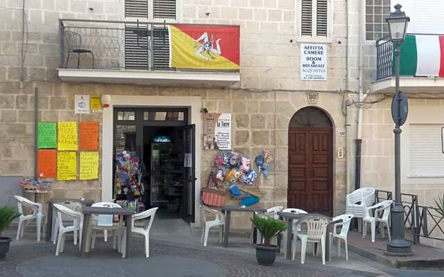 Room & breakfast Acquaviva