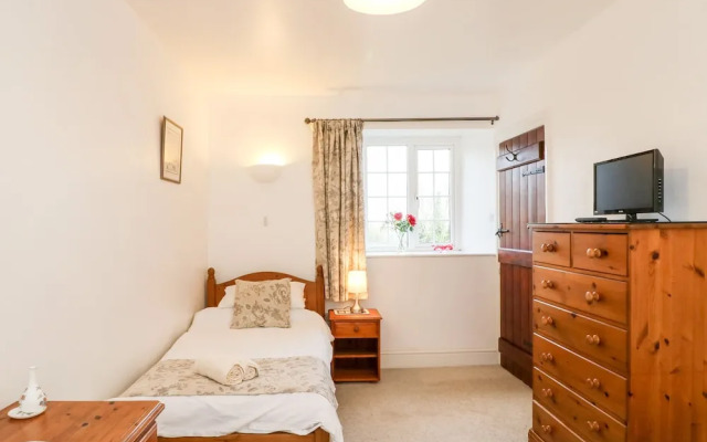 Littleham Court Cottage