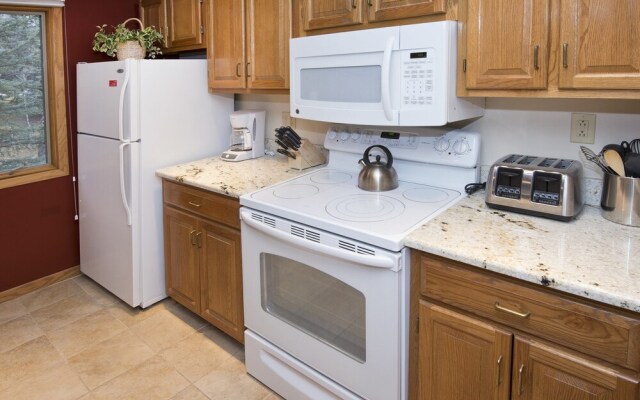 Townsend Place A206 1 Bedroom Condo by RedAwning
