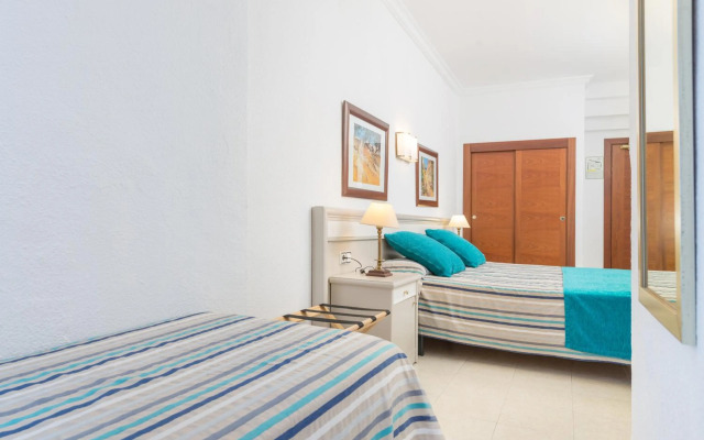 Hotel More