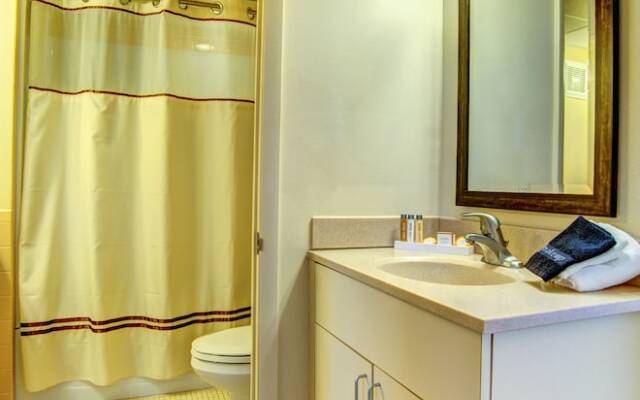 Reges Oceanfront Resort