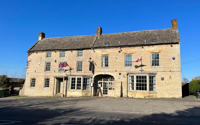 The Halford Bridge Inn