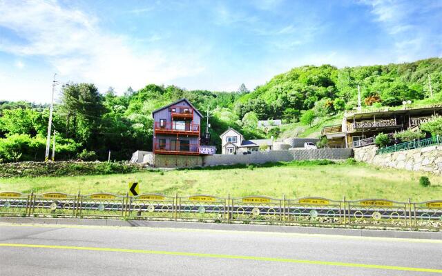 Gapyeong Hateunuen Pension