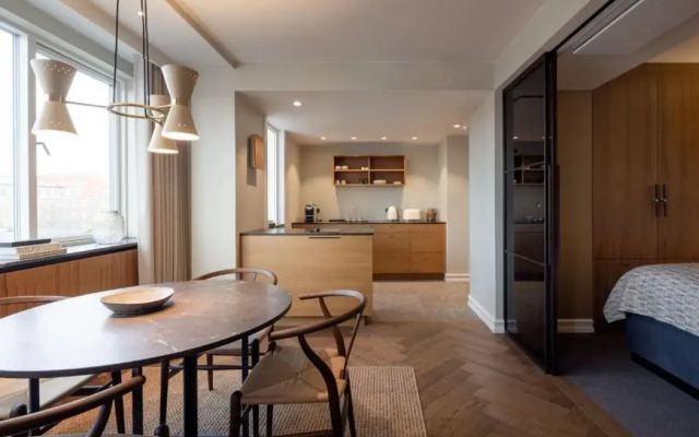 Hypernym Hotel & Suites