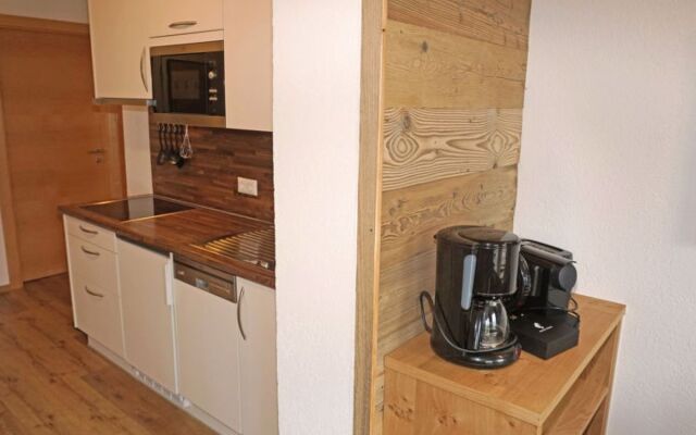 Apartment Ladis Fiss