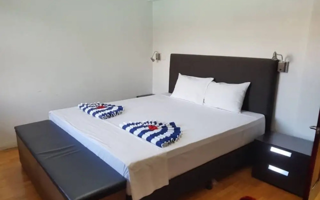 Hibiscus Tabua Villas